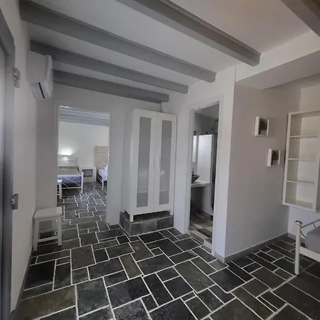 Ergina Apartamento *
