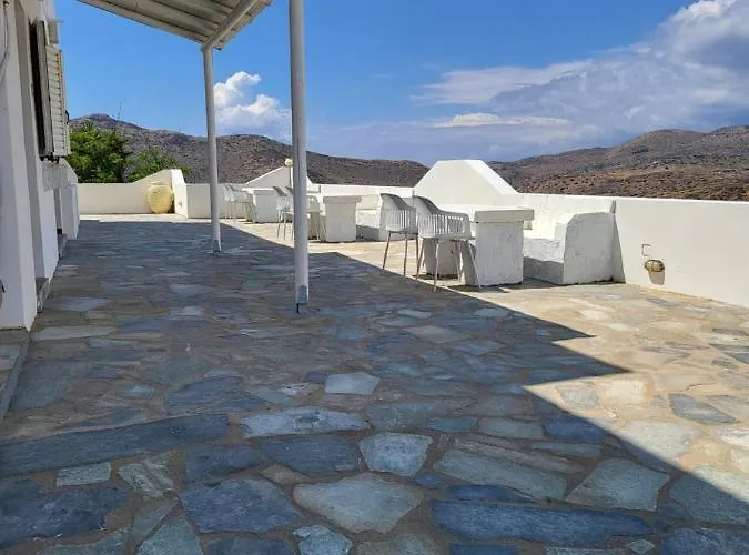 Ergina * Chora (Ios)