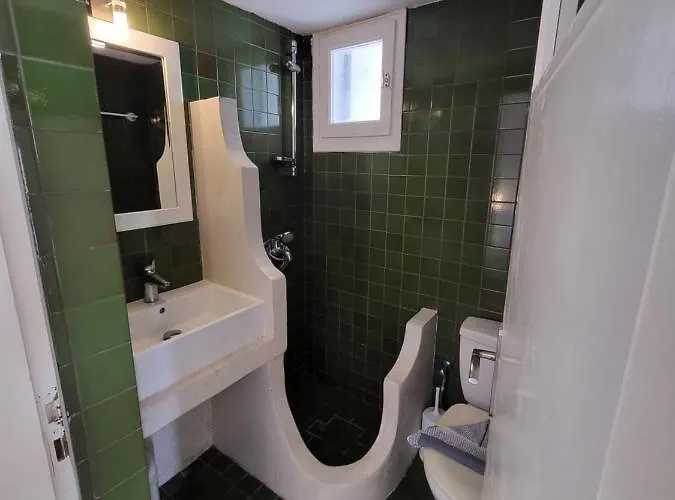 Ergina イオス島 チョーラ