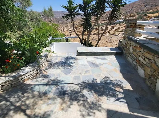 Ergina * Chora (Ios)