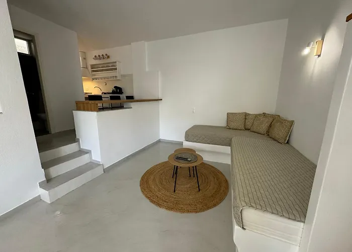 Apartment Ergina Chora