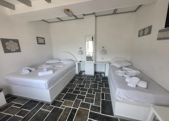 Apartment Ergina Chora